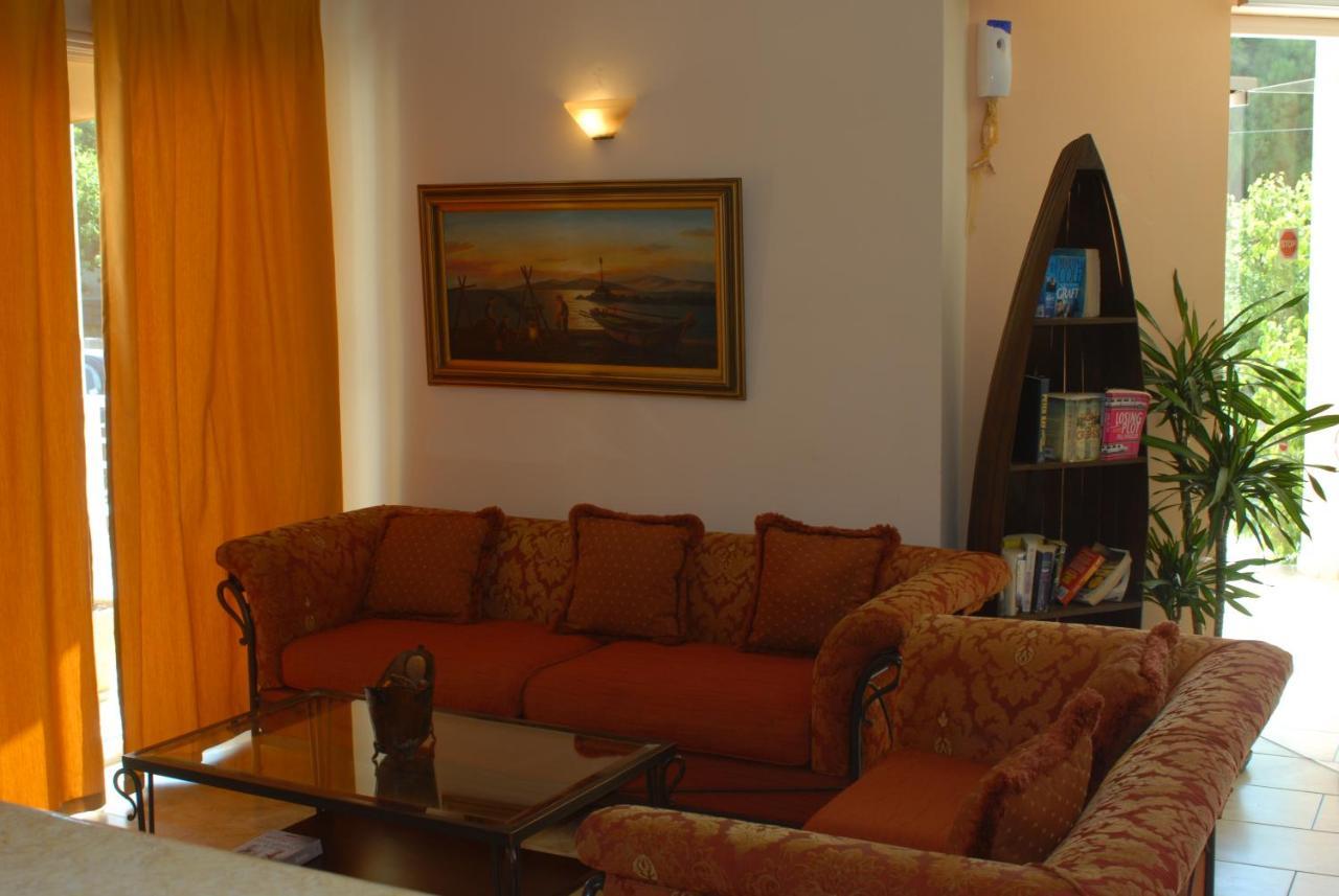 La Sirena Hotel Argassi Exteriör bild